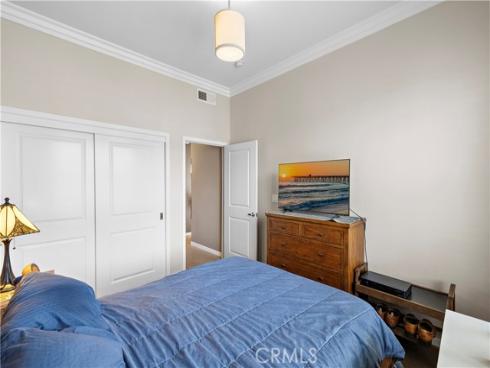 21  Gramercy  , Irvine, CA