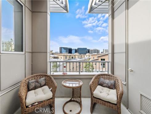 21  Gramercy  , Irvine, CA