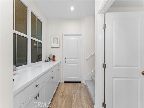 123  Mighty Oak  , Irvine, CA