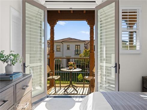 123  Mighty Oak  , Irvine, CA