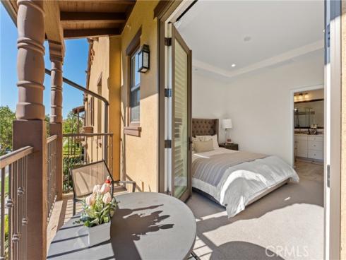 123  Mighty Oak  , Irvine, CA