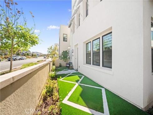 102  Yugen  , Irvine, CA