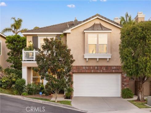 66  Montrose  , Irvine, CA