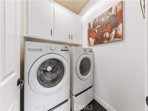 66  Montrose  , Irvine, CA