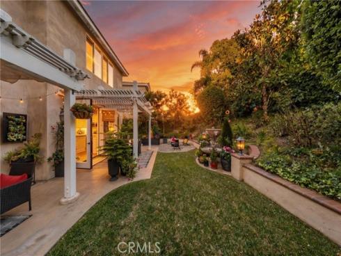 66  Montrose  , Irvine, CA