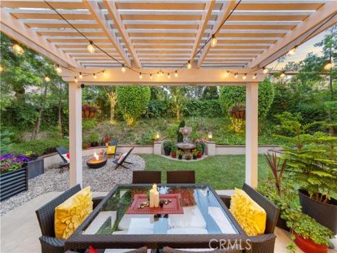 66  Montrose  , Irvine, CA