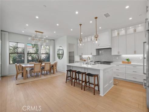 107  Orbit  , Irvine, CA