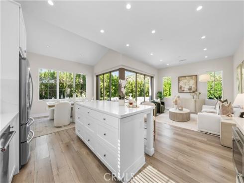 162  Winnett  , Irvine, CA