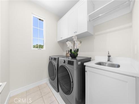 162  Winnett  , Irvine, CA