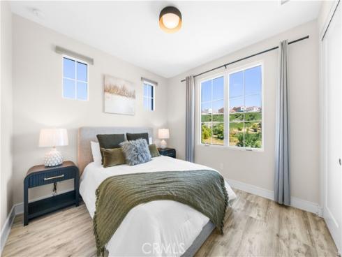 162  Winnett  , Irvine, CA