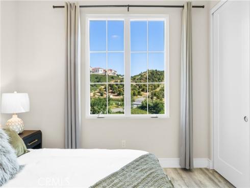 162  Winnett  , Irvine, CA