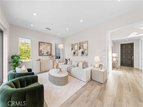 162  Winnett  , Irvine, CA