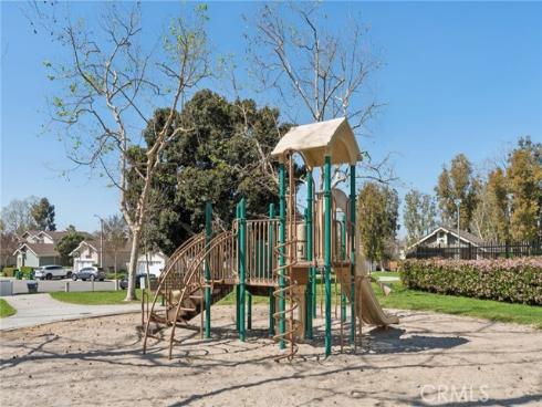 66  Bridgeport  , Irvine, CA