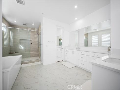 333  Sora  , Irvine, CA