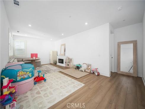 333  Sora  , Irvine, CA