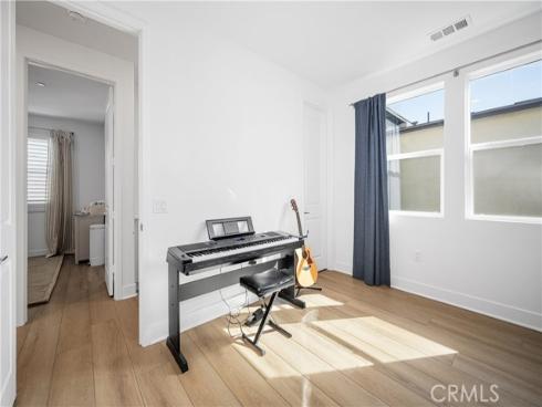 333  Sora  , Irvine, CA