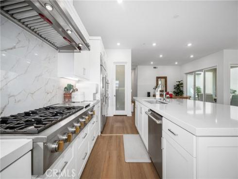 333  Sora  , Irvine, CA