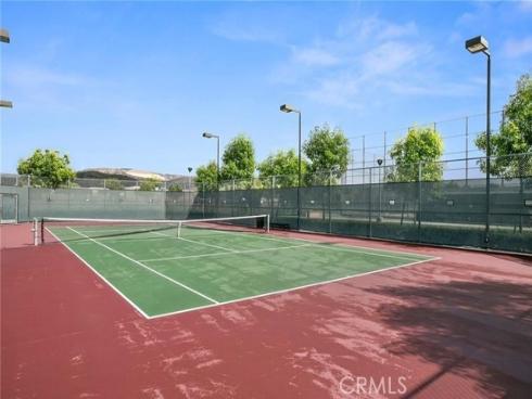 67  Kempton  , Irvine, CA