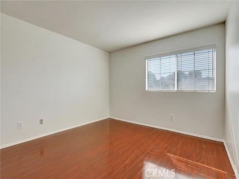 27  Ohio  , Irvine, CA