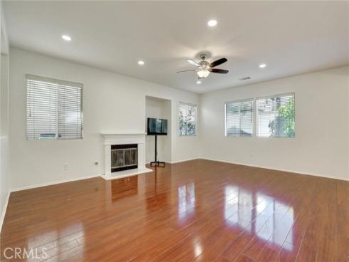 27  Ohio  , Irvine, CA