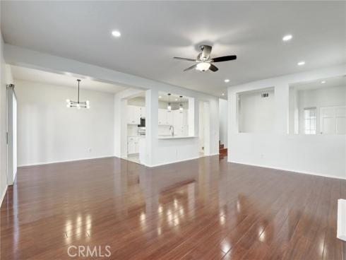 27  Ohio  , Irvine, CA