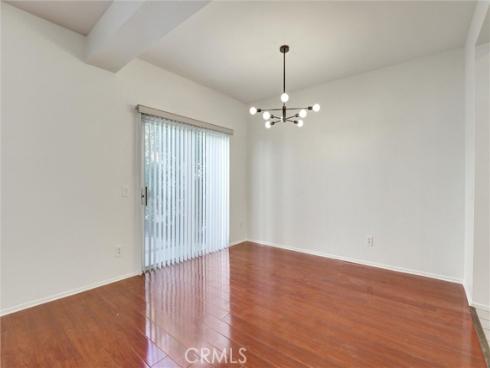 27  Ohio  , Irvine, CA