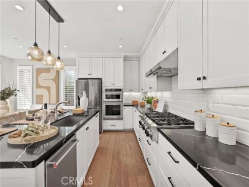 170  Villa Ridge  , Irvine, CA