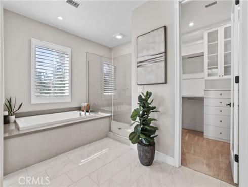 170  Villa Ridge  , Irvine, CA