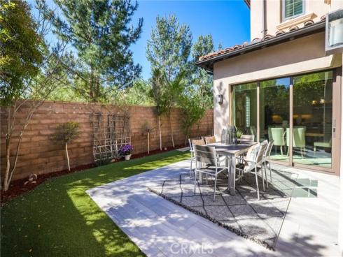 170  Villa Ridge  , Irvine, CA