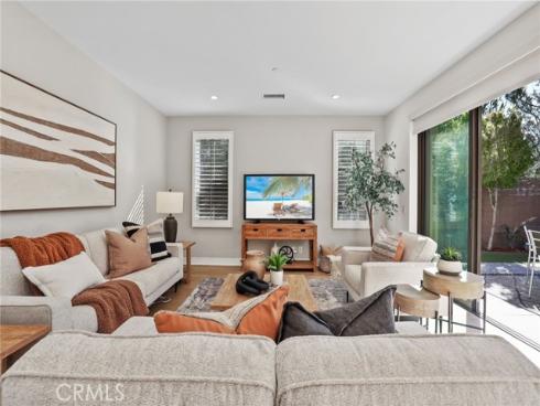 170  Villa Ridge  , Irvine, CA