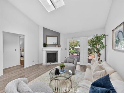 11  Park Vista  , Irvine, CA