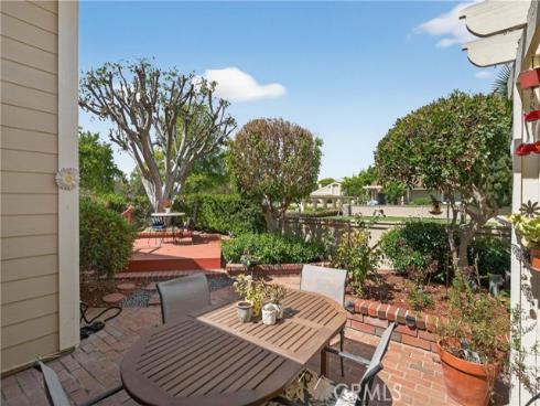 11  Park Vista  , Irvine, CA