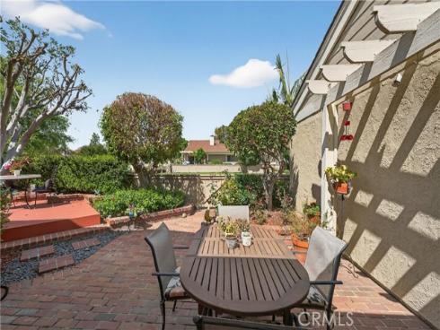 11  Park Vista  , Irvine, CA