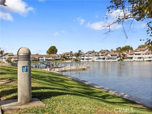 11  Park Vista  , Irvine, CA