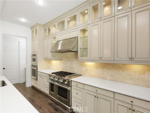 22  Shadybend  , Irvine, CA