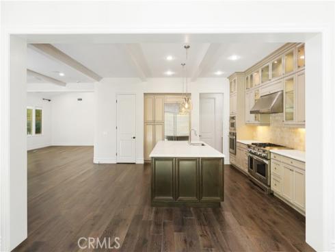 22  Shadybend  , Irvine, CA