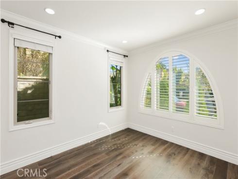 22  Shadybend  , Irvine, CA