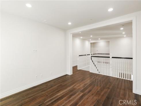 22  Shadybend  , Irvine, CA