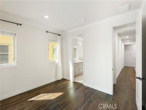 22  Shadybend  , Irvine, CA