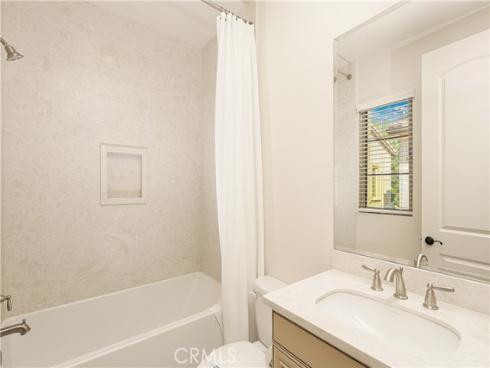 22  Shadybend  , Irvine, CA