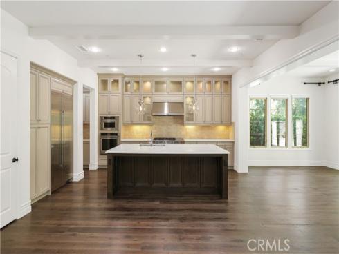 22  Shadybend  , Irvine, CA