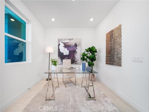 390  Merit  , Irvine, CA