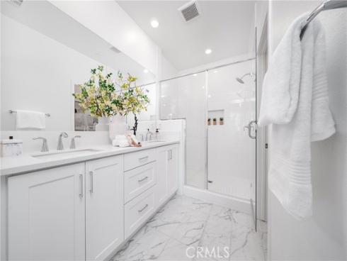 390  Merit  , Irvine, CA