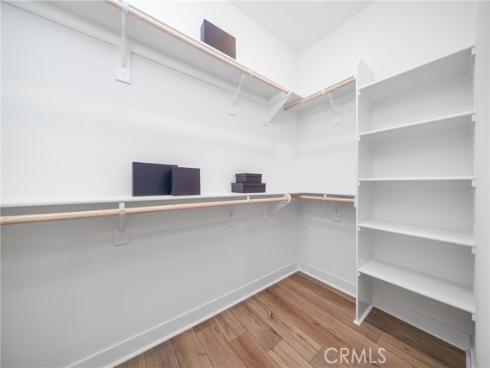 390  Merit  , Irvine, CA