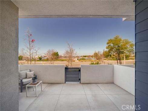 390  Merit  , Irvine, CA