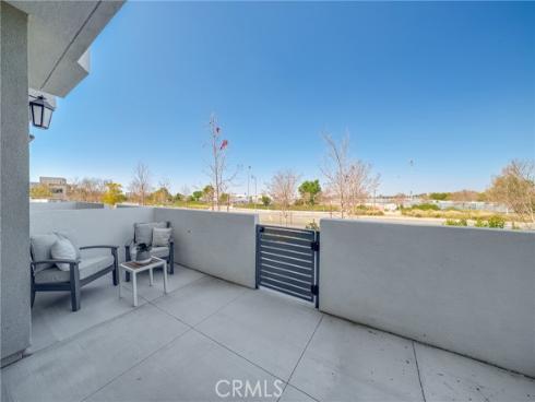 390  Merit  , Irvine, CA