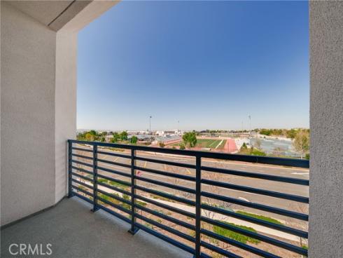 390  Merit  , Irvine, CA