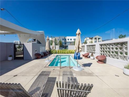 390  Merit  , Irvine, CA