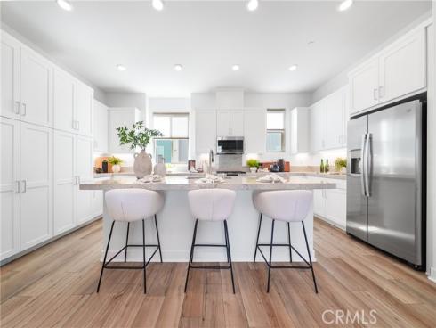 390  Merit  , Irvine, CA