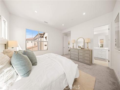 310  Carefree  , Irvine, CA